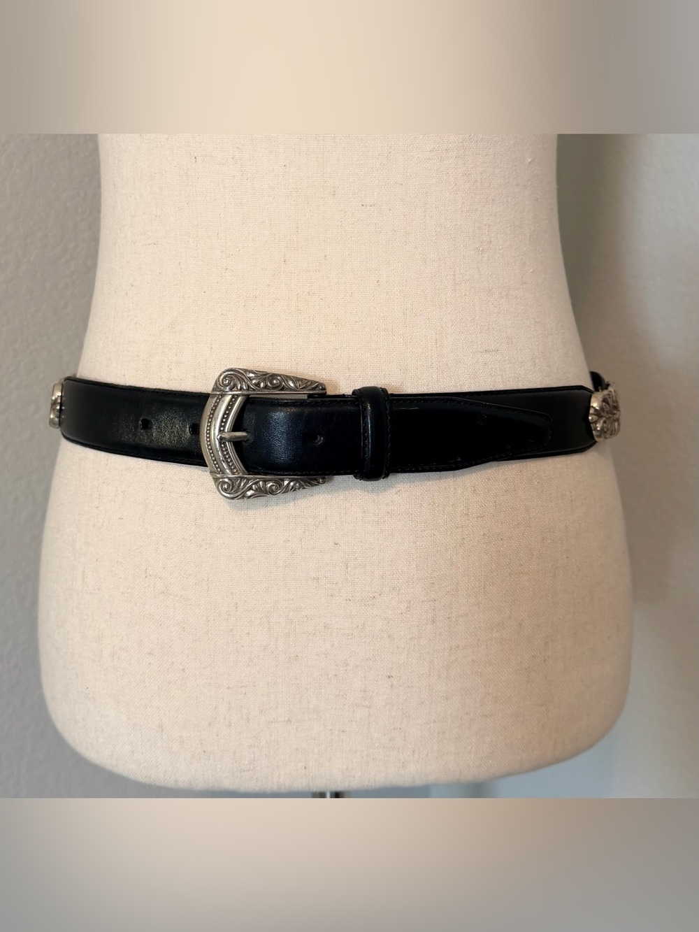 Fossil Vintage Southwestern Silver Heart Link Black Leather Belt M